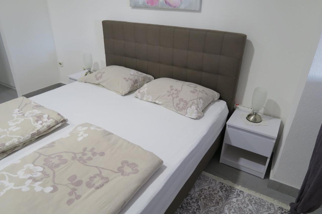 Aida Apartment Novi Vinodolski Bagian luar foto