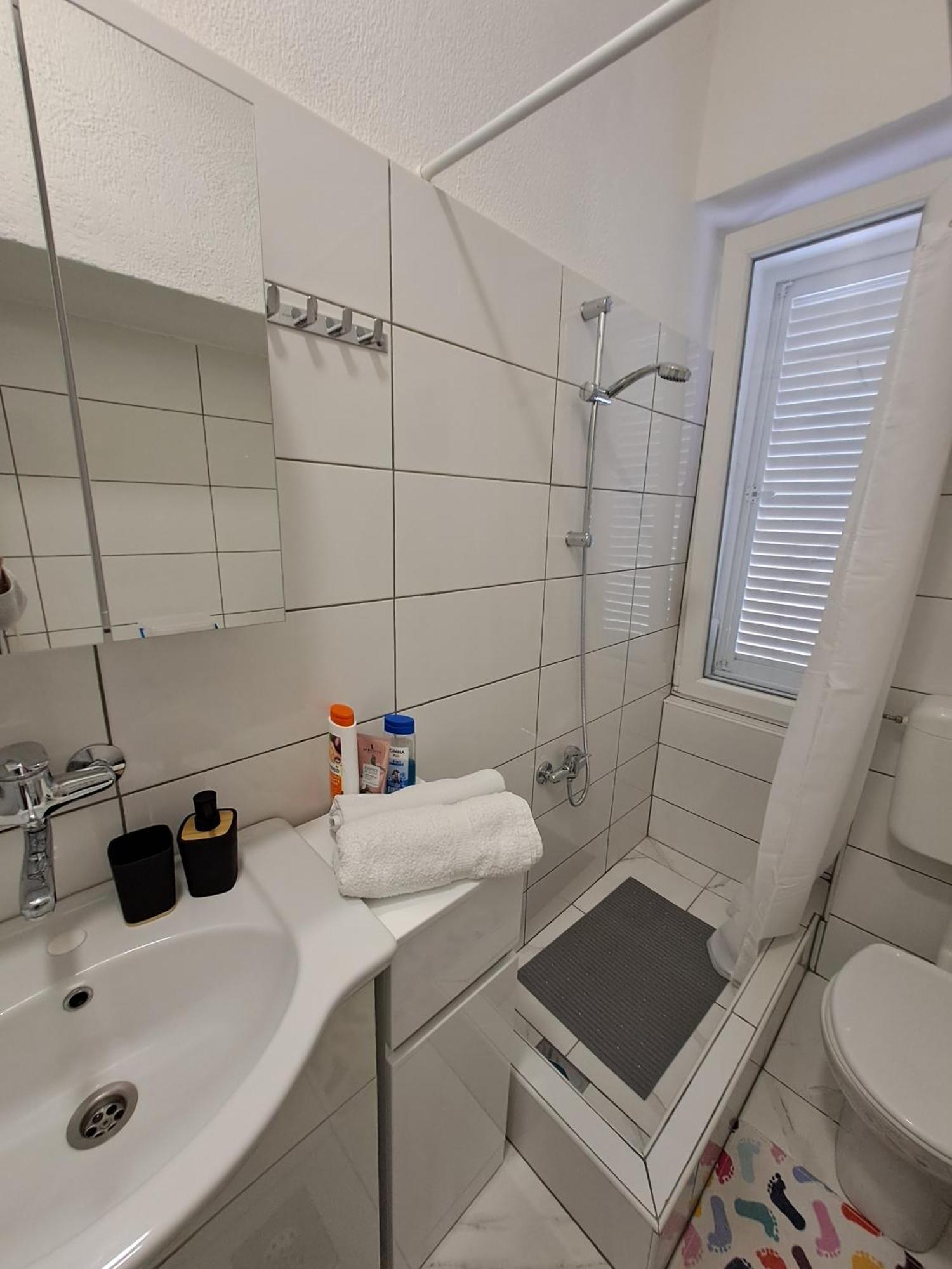 Aida Apartment Novi Vinodolski Bagian luar foto